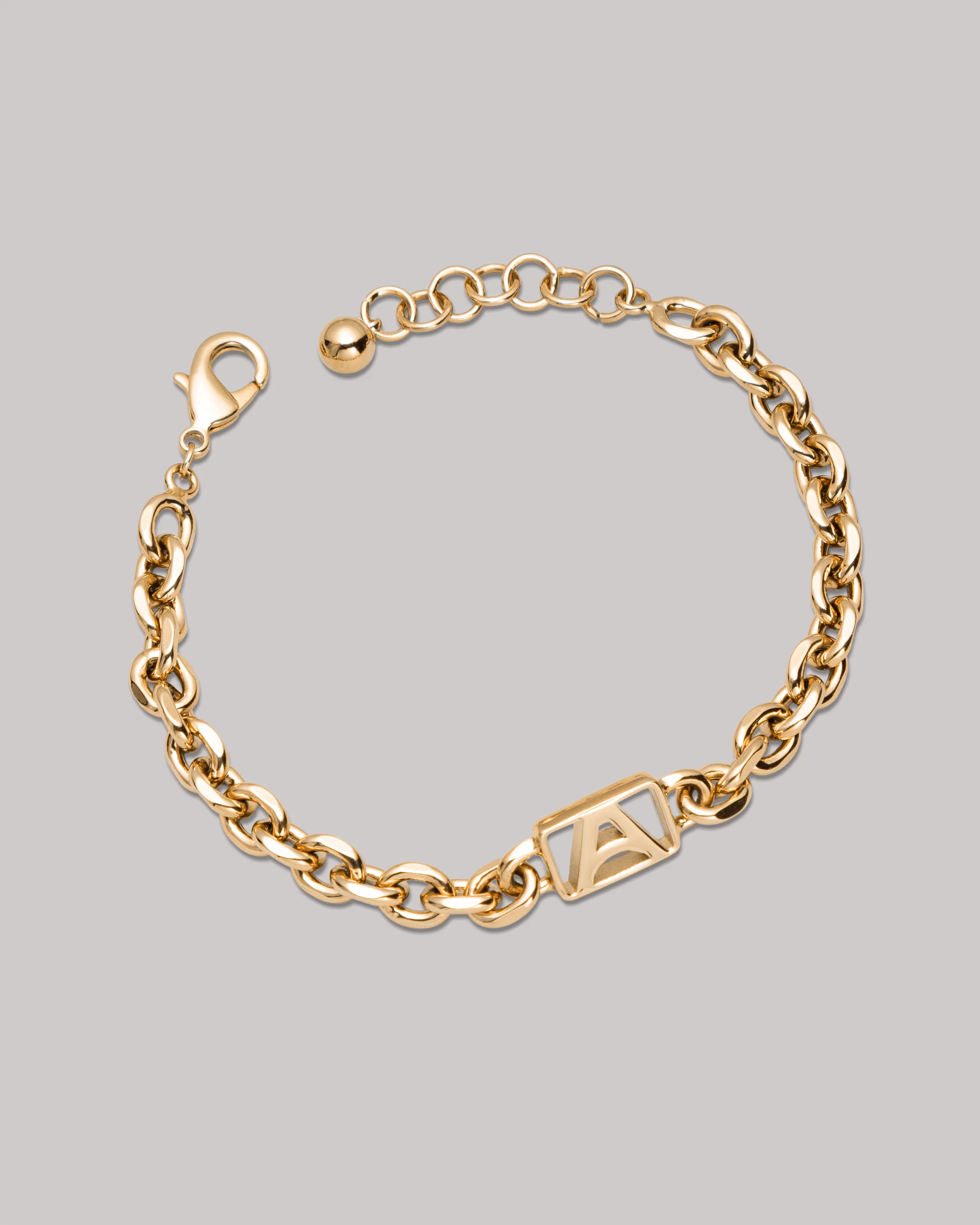 Link & Logo Bracelet? | Gold