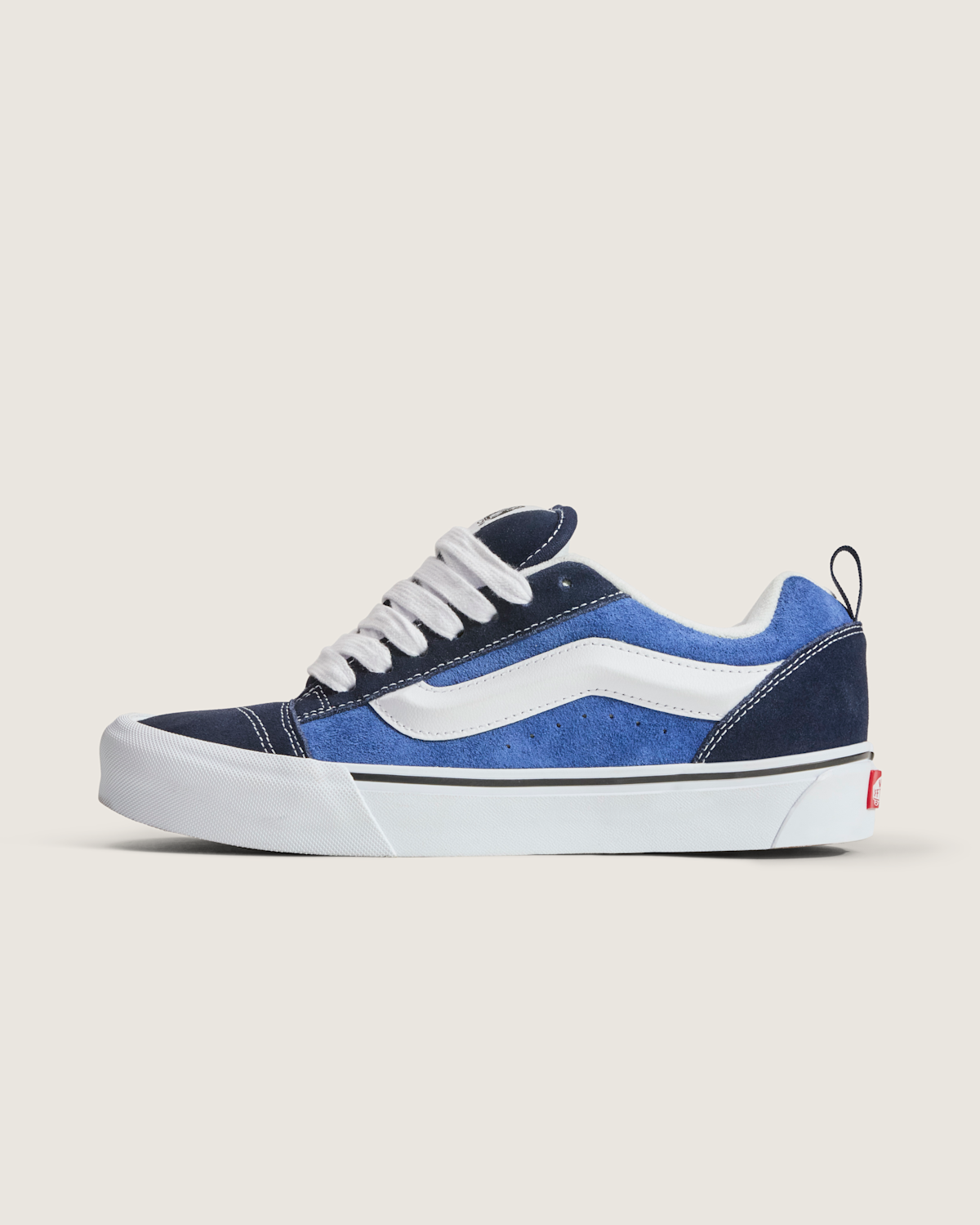 Knu Skool Shoe - Navy Blue / True White